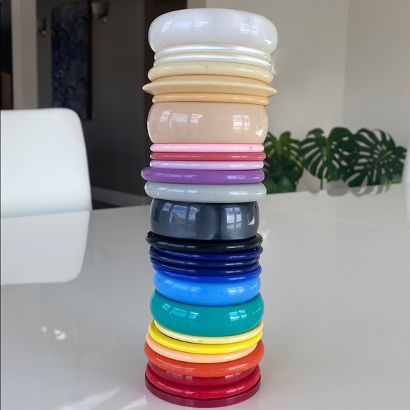 Jewelry - 27x vintage plastic rainbow bracelets from 80s & 90s